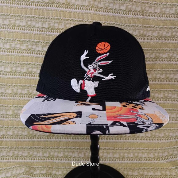 Space Jam A New Legacy Looney Tunes Bugs Bunny SnapBack Cap - Super Clean - Picture 1 of 9